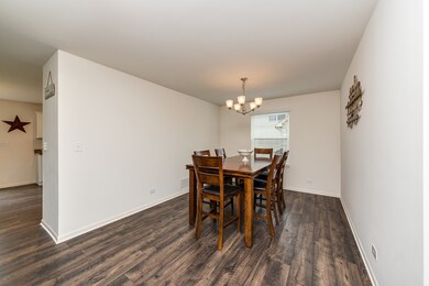 127 Windstone Dr, North Aurora, IL 60542 - photo 5