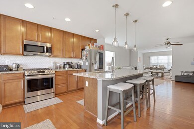 8506 Stansbury Lake Dr, Baltimore, MD 21222 - photo 7