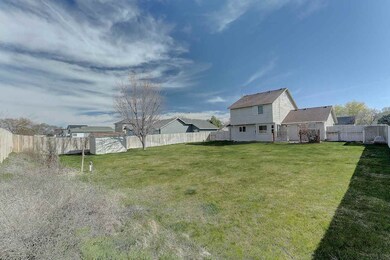 416 S Valley Dr, Nampa, ID 83686 - photo 4