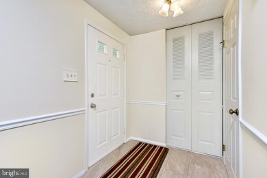 11524 Ivy Bush Ct, Reston, VA 20191 - photo 2