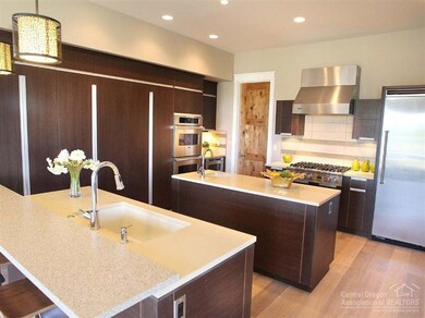 61339 Triple Knot Rd, Bend, OR 97702 - photo 2