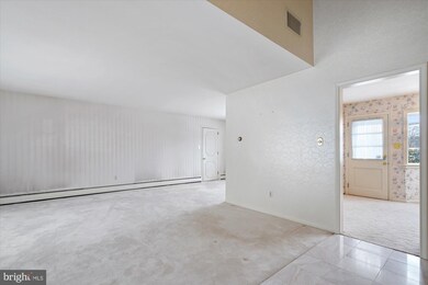 533 Campus Rd, Reading, PA 19610 - photo 4