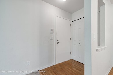 1747-Maple-Ridge-Rd-Apt-15-WindowStill-R