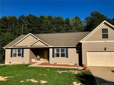 1575 Stonecroft Dr, Lincolnton, NC 28092 - photo 2