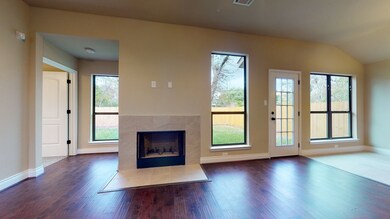 7037 Saint Augustine St, Houston, TX 77021 - photo 4