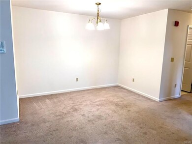867 Cold Spring Rd unit 1, Allentown, PA 18103 - photo 6
