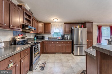 235 Balmoral Ln, Winchester, VA 22603 - photo 4