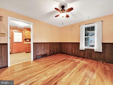 52 Landis Dr, Lancaster, PA 17602 - photo 4