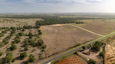 2910 N Rr 1631, Fredericksburg, TX 78624 - photo 4