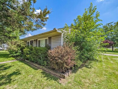 4615 San Jose Ln, Columbus, OH 43213 - photo 2