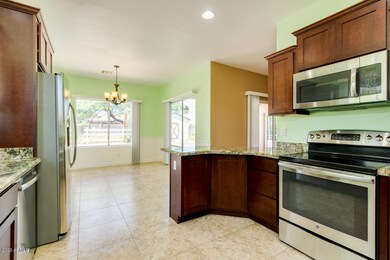 Kitchen /dining area