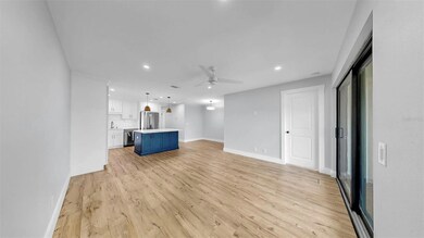 662 Yardarm Dr, Apollo Beach, FL 33572 - photo 7