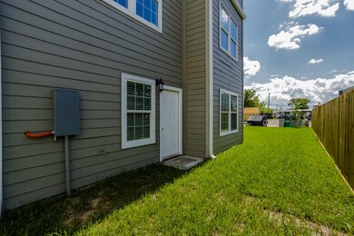 4006 Weslow St, Houston, TX 77087 - photo 6