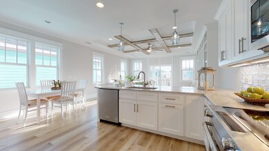 1209 North Fort Fisher-32