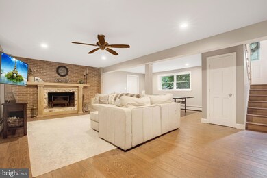 892 Chestnut Tree Dr, Annapolis, MD 21409 - photo 4