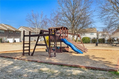 4745 Beacon Ridge Ln, Flowery Branch, GA 30542 - photo 5