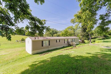 90 Windy Hill Rd, Eagle Rock, VA 24085 - photo 2