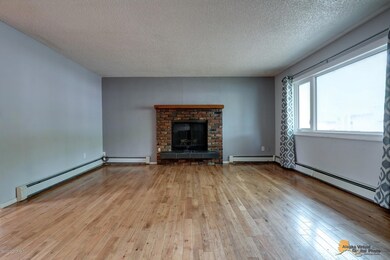 Living Room w/Fireplace