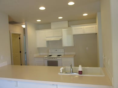 484 SE Neptune Ave, Lincoln City, OR 97367 - photo 5