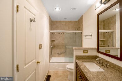 2344 Paddock Ln, Reston, VA 20191 - photo 3