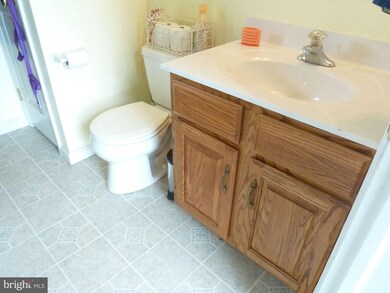 6941 Michaels Mill Rd, Adamstown, MD 21710 - photo 7