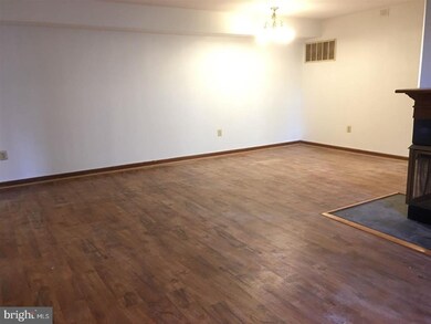 107 Lassen Ct unit 2, Princeton, NJ 08540 - photo 3