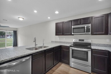 3082 Jennings Rd, Jacksonville, FL 32218 - photo 2