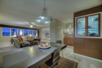 005_Dining-Wet Bar