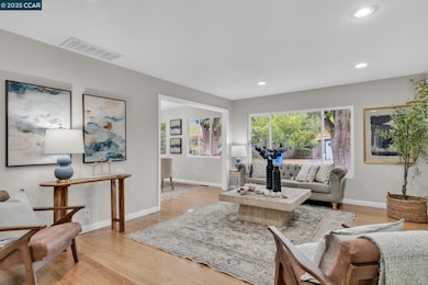 1760 Magnolia Way, Walnut Creek, CA 94595 - photo 4