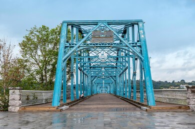 Walnut St Bridge
