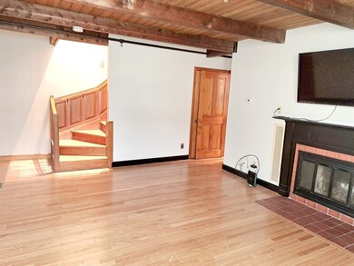 102 Wharf St unit 7, Salem, MA 01970 - photo 4