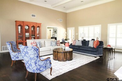 3901 Silverwood Dr, Tyler, TX 75701 - photo 3