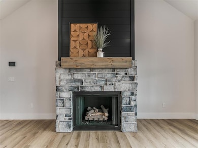 11588 Carefree Ln, Shawnee, OK 74804 - photo 7