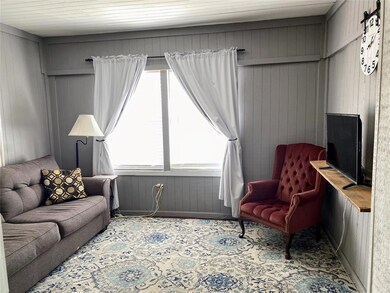 1100 Arvel Cir, Azle, TX 76020 - photo 5