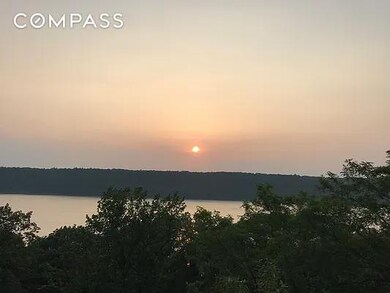 Cabrini Terrace unit 9B, New York, NY 10040 - photo 2