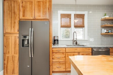 11 Pine St, Merrimac, MA 01860 - photo 2