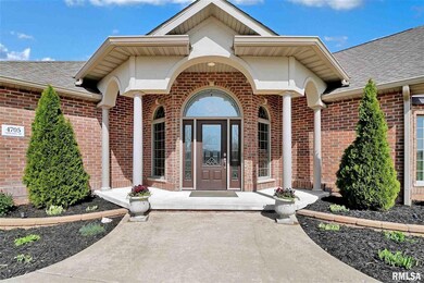 4705 N Thornhill Dr, Peoria, IL 61615 - photo 3