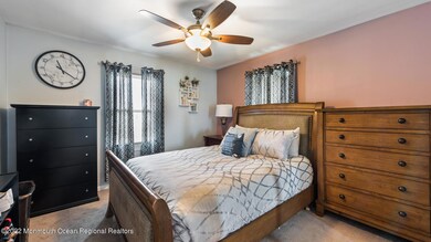 Bedroom-007-012-1920x1080