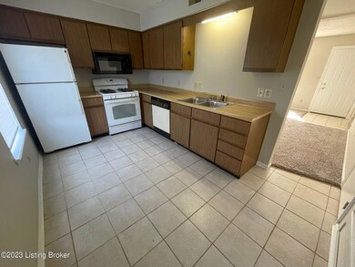 500 Fox Chase Ct, Corydon, IN 47112 - photo 4