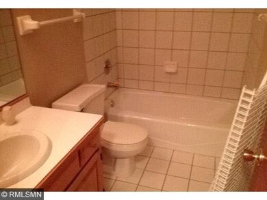 6255 Wessel Ct, Eden Prairie, MN 55346 - photo 7