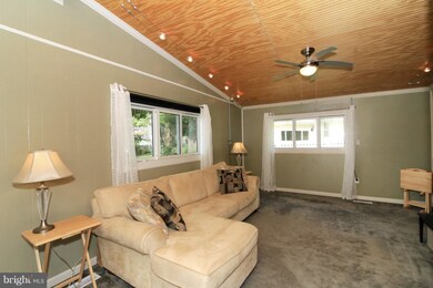 2303 Kingsbury Ln, Woodbridge, VA 22192 - photo 6