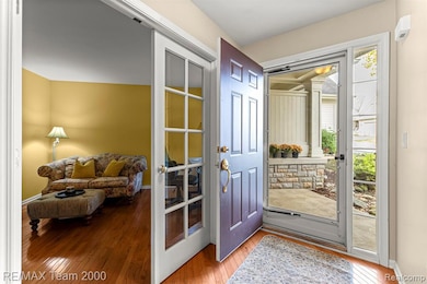 8165 Sequoia Ln unit 92, White Lake, MI 48386 - photo 6