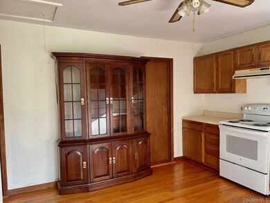 80 Mallory Ln unit B, Pine Bush, NY 12566 - photo 2