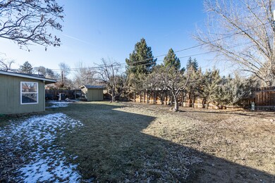 1304 NE Hollinshead Dr, Bend, OR 97701 - photo 5