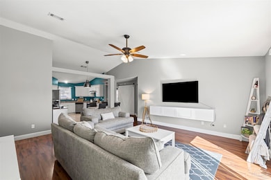 817 Binnacle Place, Pensacola, FL 32507 - photo 4