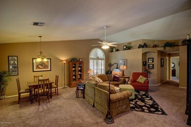 Greenway Cir (8)