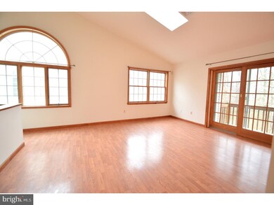 139 Chalkboard Ct unit 139, Moorestown, NJ 08057 - photo 2