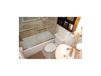 10524 W 62nd St, Shawnee, KS 66203 - photo 6