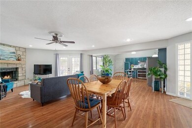 20505 Crickett Ln, Lenexa, KS 66220 - photo 5