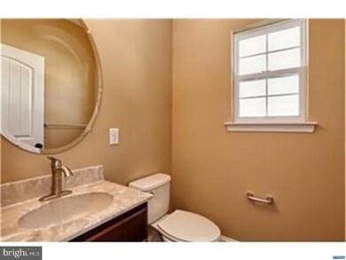 2105 Oak St, Wilmington, DE 19808 - photo 5